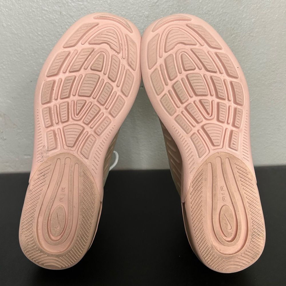 Nike Women's Nike Air Max Axis /color way: washed coral aura Size 9 AA2168-108 - Picture 6 of 8